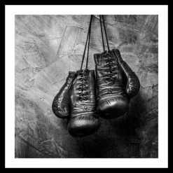 Schlussverkauf 😉 Spiegelprofi Gerahmtes Bild DANJA, 35x35 Cm, 'Gloves', Rahmen: Schwarz 🧨